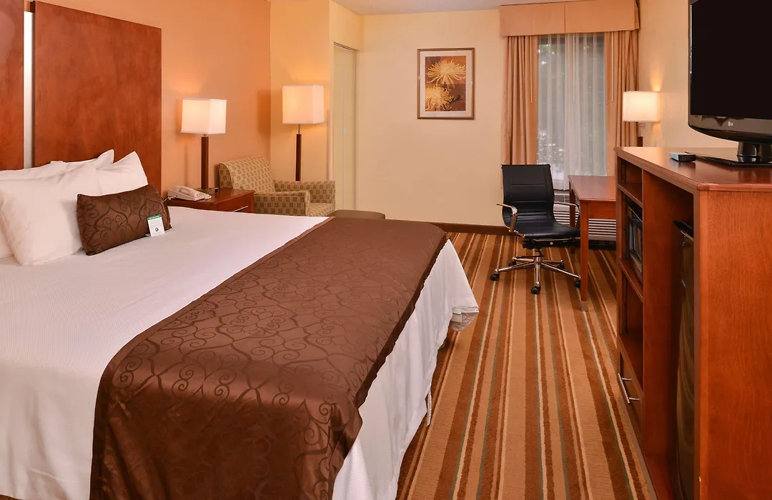 Best Western Plus Richmond-1