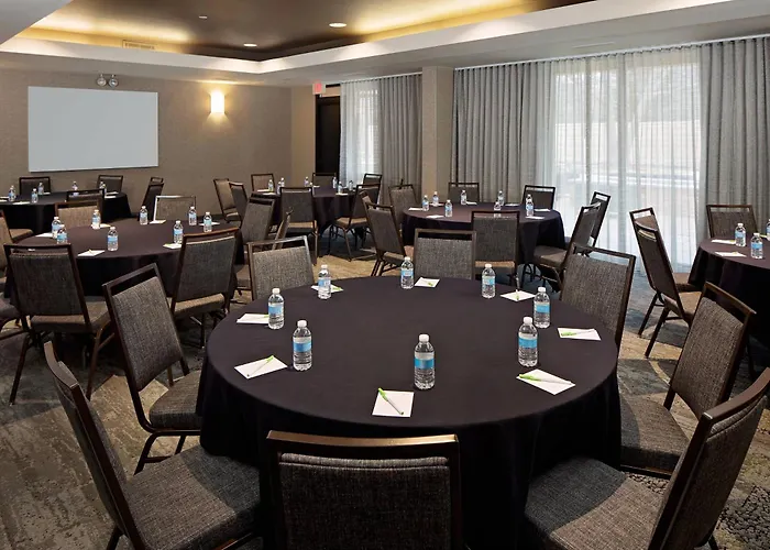 Courtyard By Marriott Richmond Airport Hotel Sandston